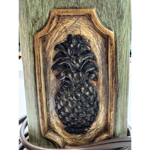 Vintage Ceramic Pineapple Table Lamp With Green & Brown Finish - Picture 7 of 7
